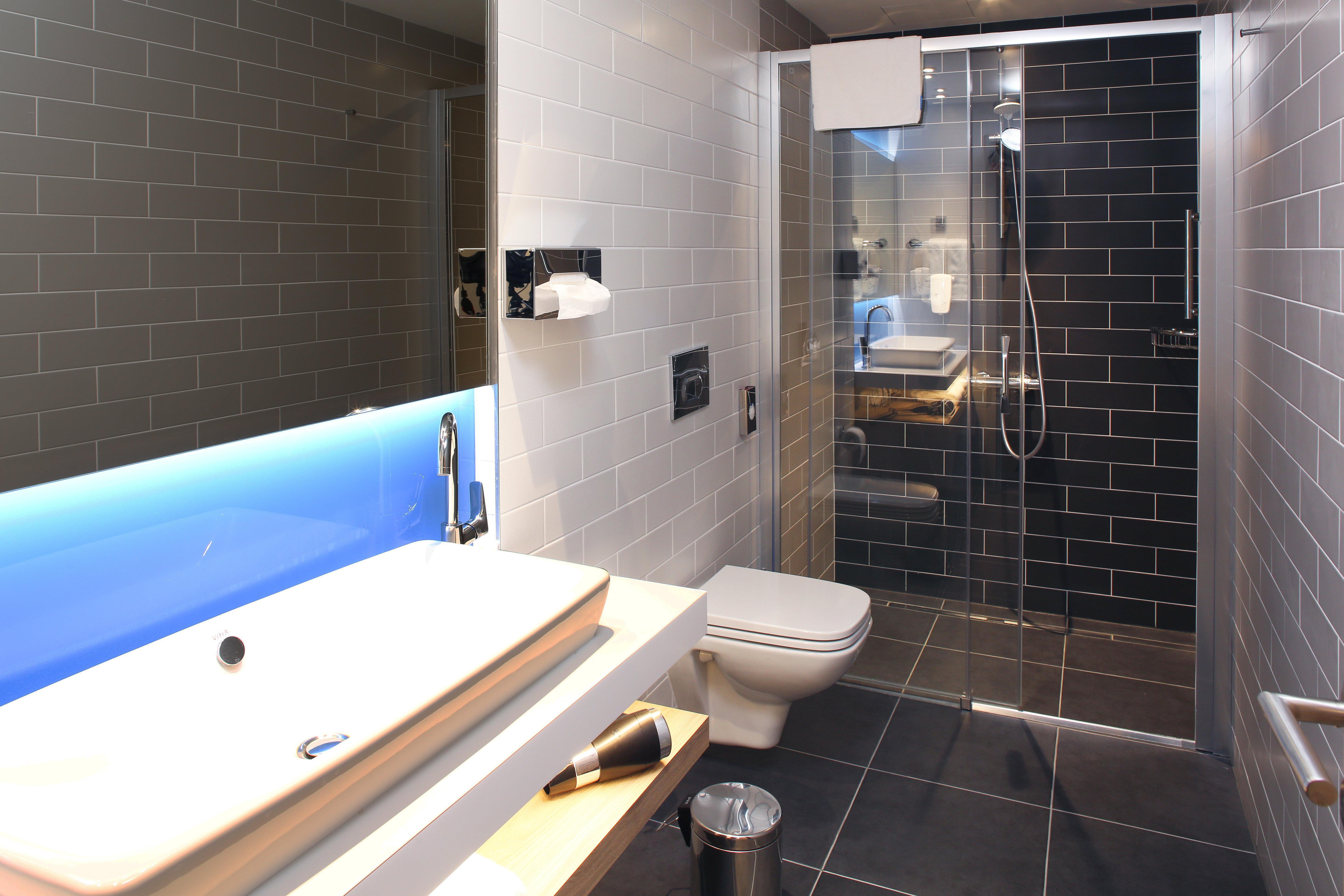 Hotel Express - By Ihg 3*